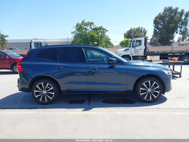 Volvo XC60 B5 Ultimate Dark Theme