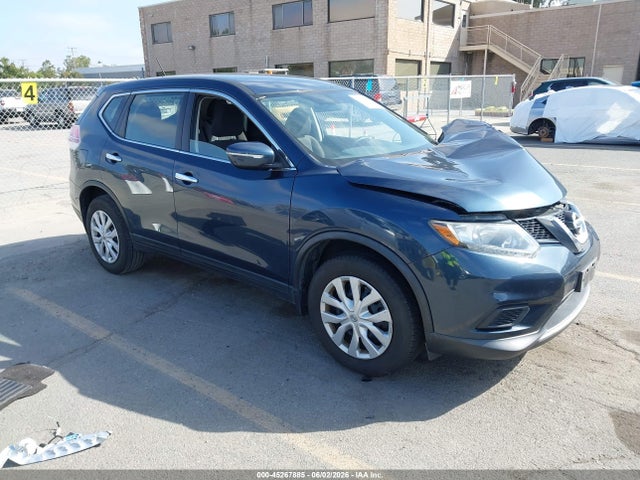 Salvage Nissan Rogue Image