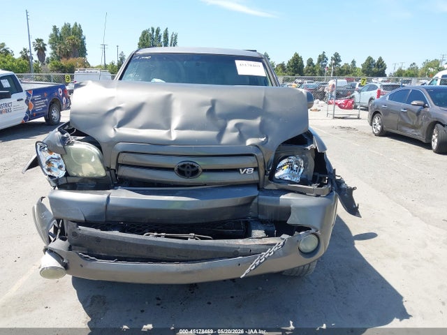 Toyota Tundra Limited V8