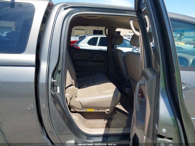 Toyota Tundra Limited V8
