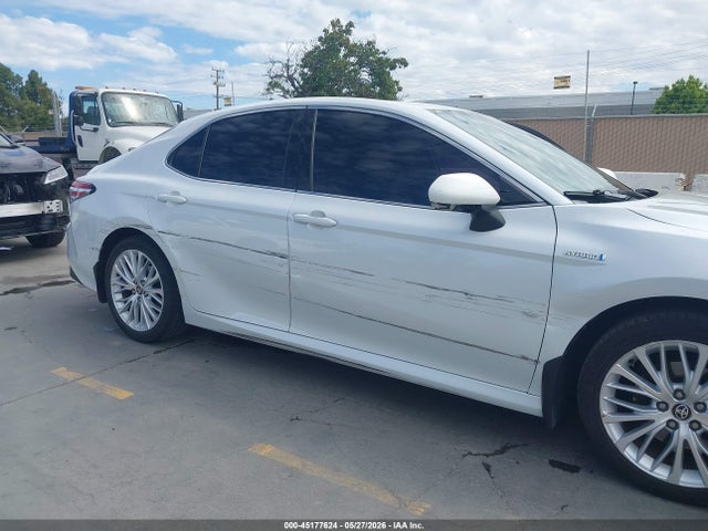 Toyota Camry Xle Hybrid