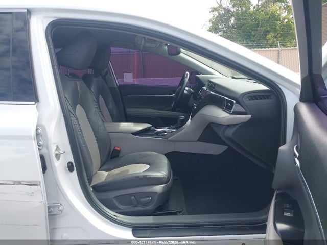 Toyota Camry Xle Hybrid