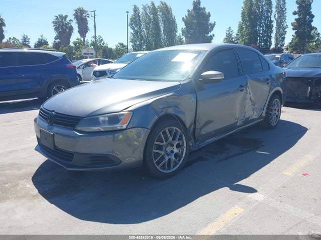 Volkswagen Jetta 1.8t Se