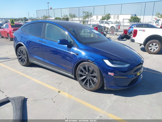 Salvage Tesla Model X Image