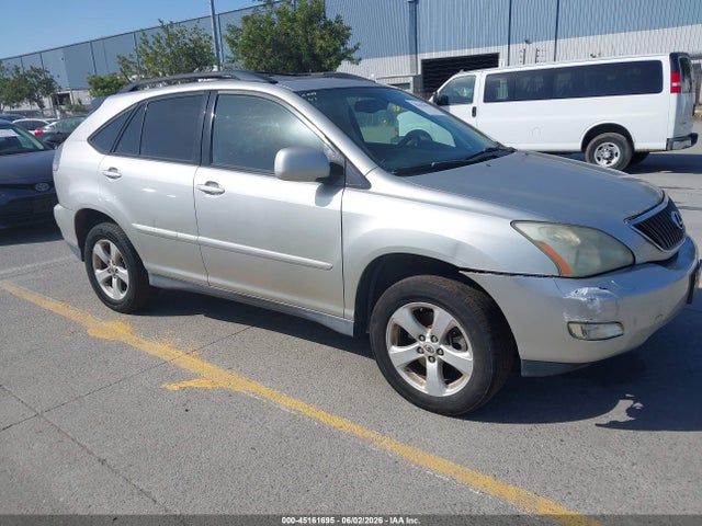 Salvage Lexus RX Image