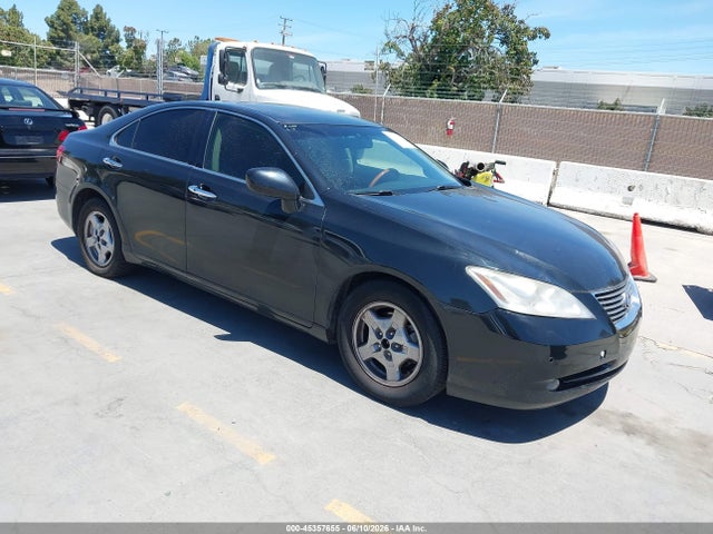 Salvage Lexus Es Image