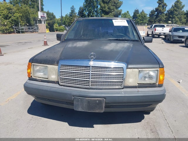 Mercedes-Benz 190 E 2.6