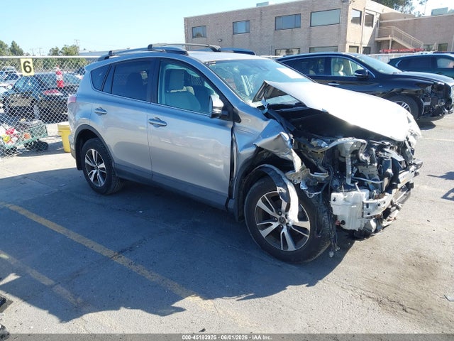 Salvage Toyota RAV4 Image