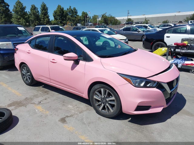 Salvage Nissan Versa Image