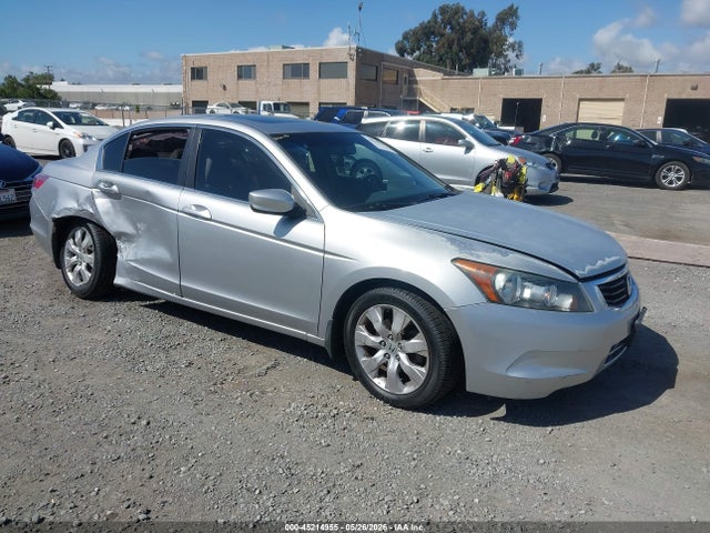 Salvage Honda Accord Image