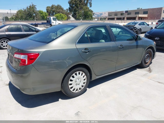 Toyota Camry Le