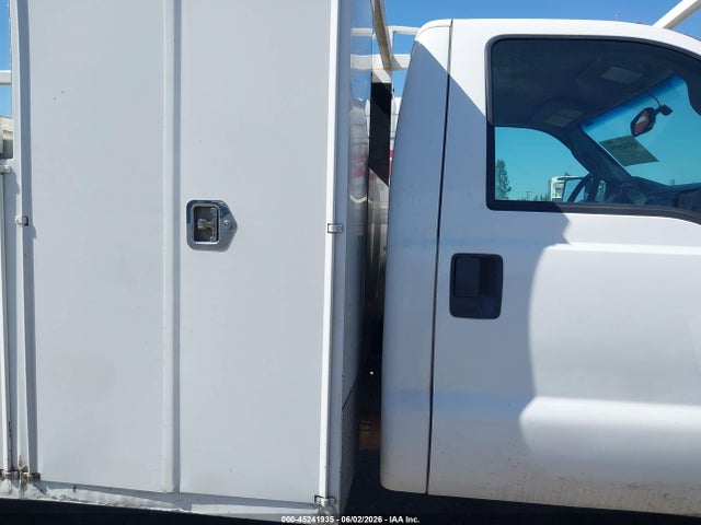 Ford F-450 Xl