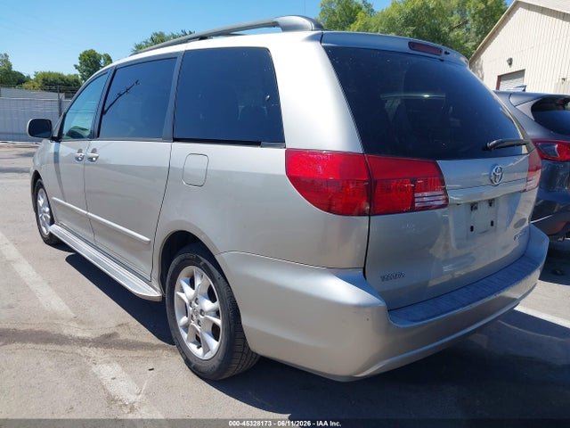 Toyota Sienna Xle