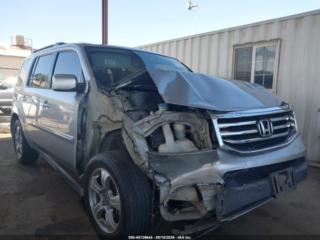 Salvage Honda Pilot Image