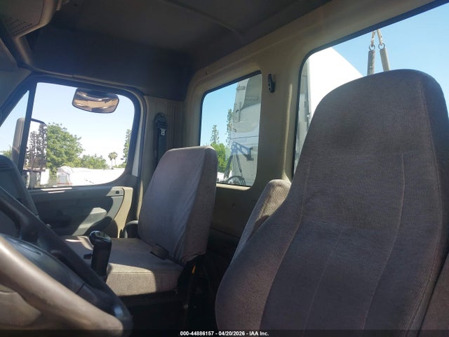 Freightliner Cascadia 125