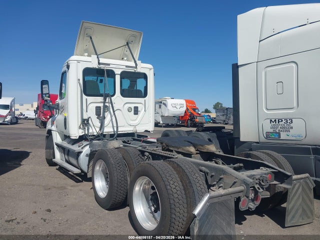 Freightliner Cascadia 125