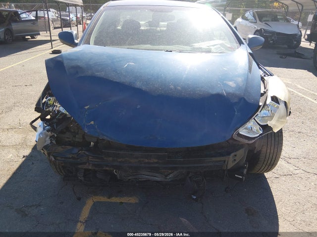 Hyundai ELANTRA Se