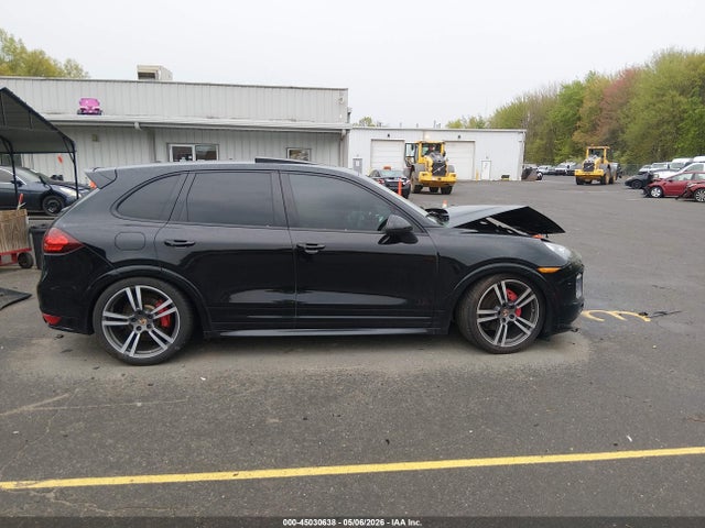 Porsche Cayenne Gts