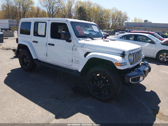 Salvage Jeep Wrangler Image