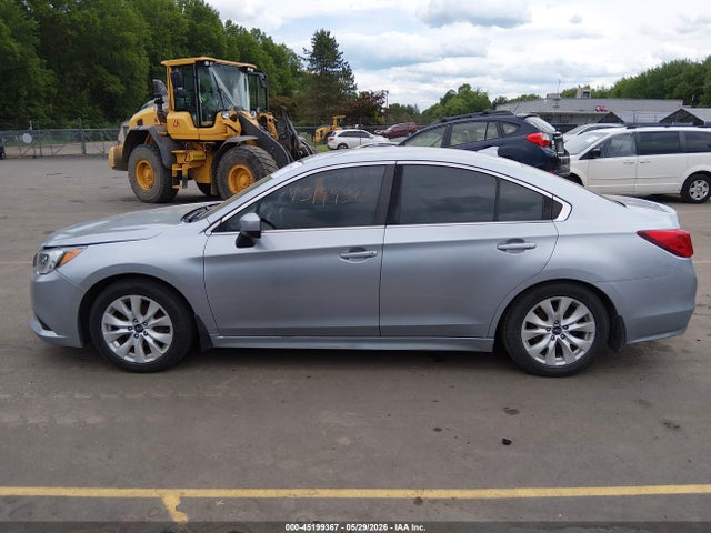 Subaru Legacy 2.5i Premium