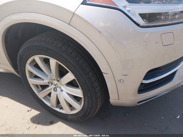 Volvo XC90 T6 Momentum