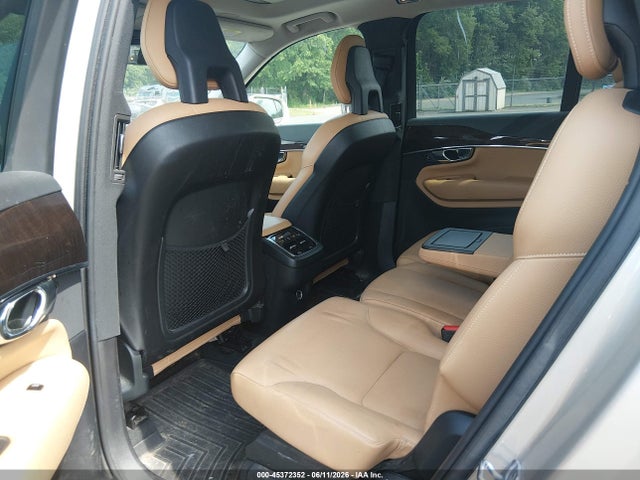 Volvo XC90 T6 Momentum