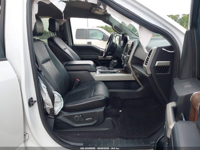 Ford F-150 Lariat
