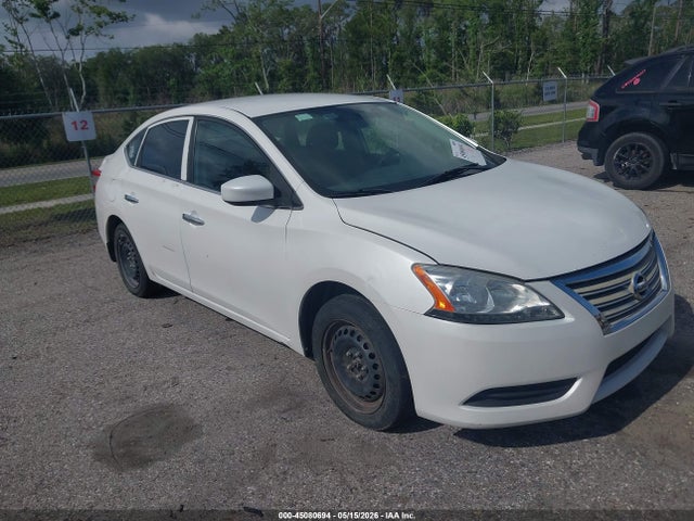 Salvage Nissan Sentra Image
