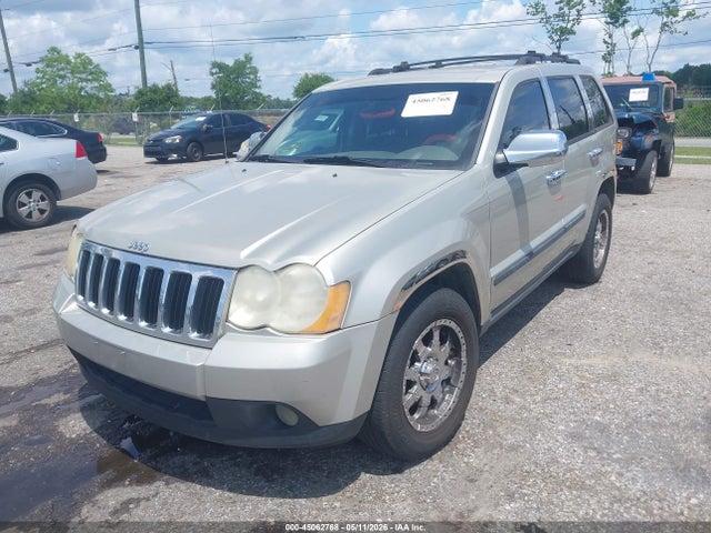 Jeep Grand Cherokee Laredo
