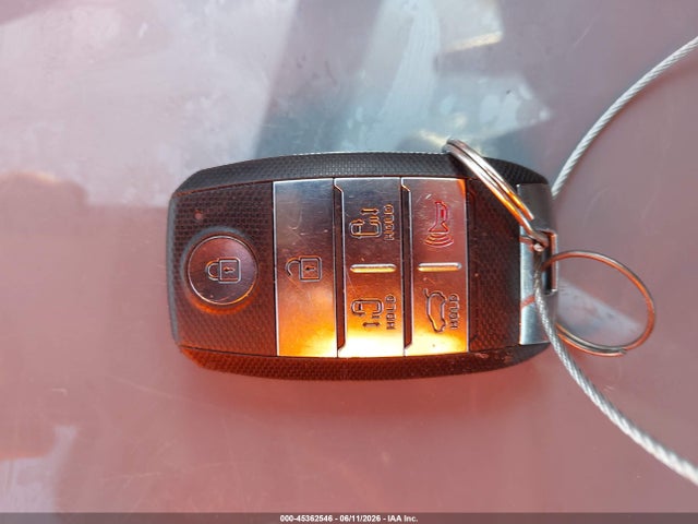 Kia Sedona Lx