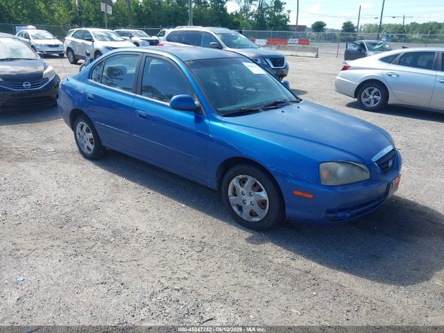 Salvage Hyundai ELANTRA Image