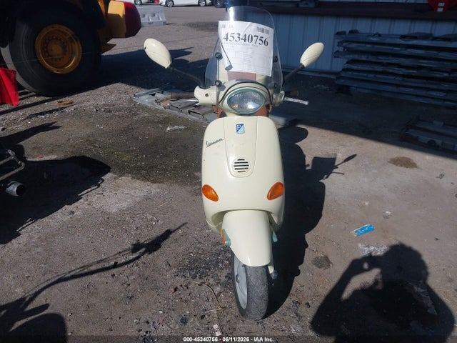 Vespa M198f