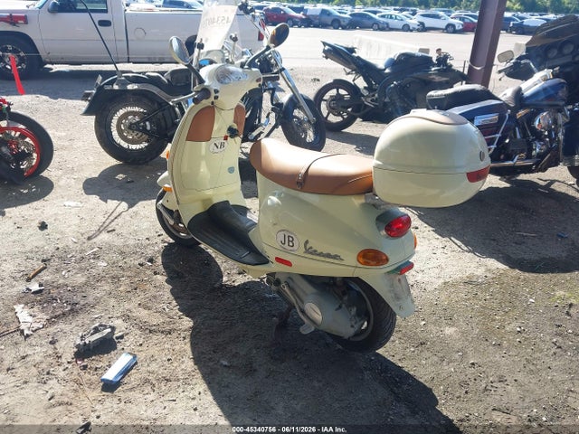 Vespa M198f
