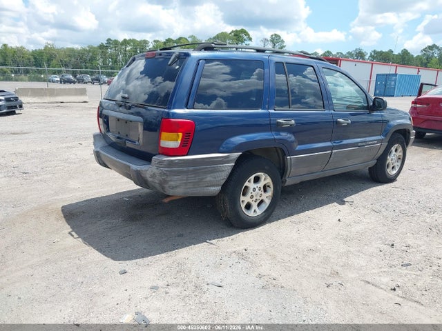 Jeep Grand Cherokee Laredo