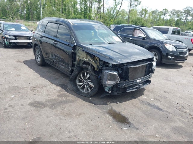 Salvage Hyundai SANTA FE Image