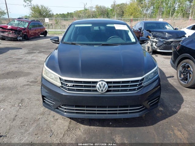 Volkswagen Passat 1.8t R-line