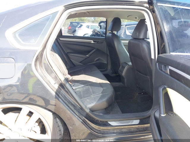Volkswagen Passat 1.8t R-line
