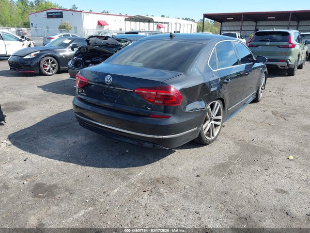 Volkswagen Passat 1.8t R-line
