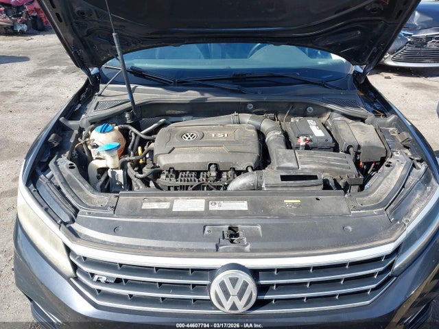 Volkswagen Passat 1.8t R-line