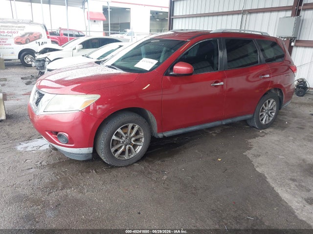 Nissan Pathfinder Sv