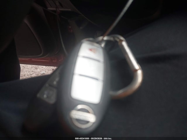 Nissan Pathfinder Sv