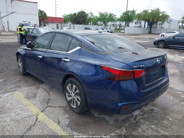 Nissan Altima S Fwd