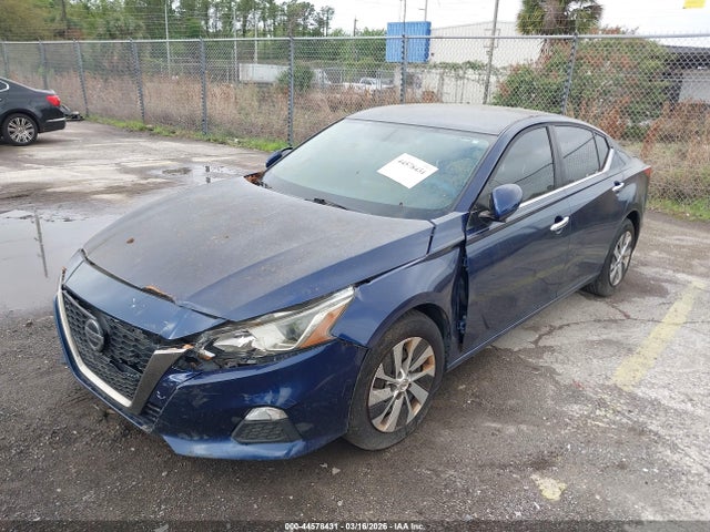 Nissan Altima S Fwd