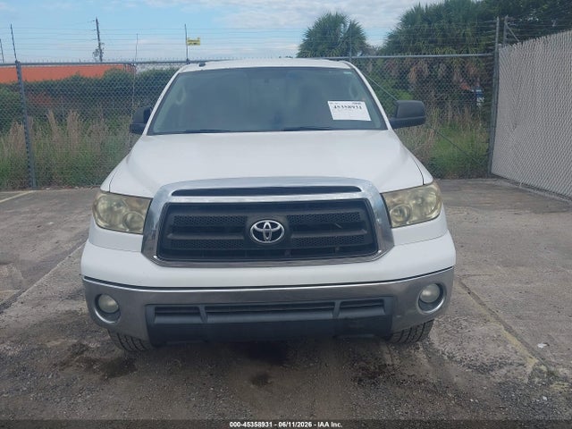 Toyota Tundra Grade 5.7l V8