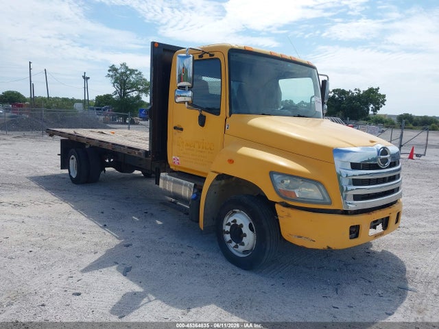 Salvage Hino 258 268 Image