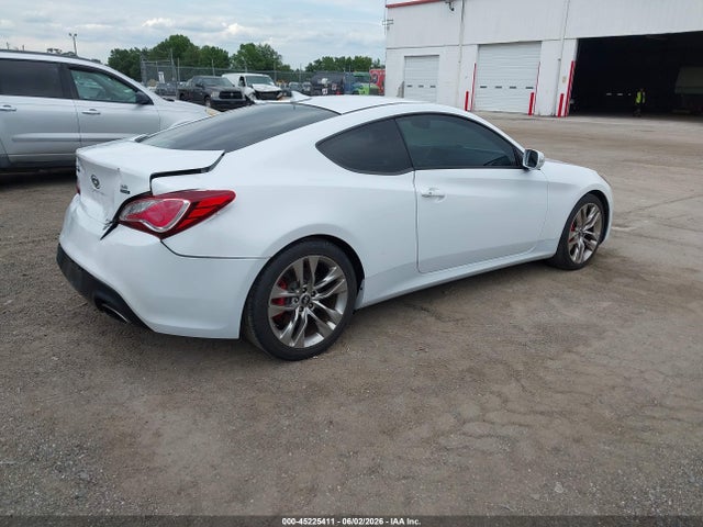Hyundai Genesis 3.8 R-spec