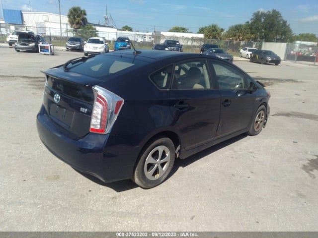 Toyota Prius Three