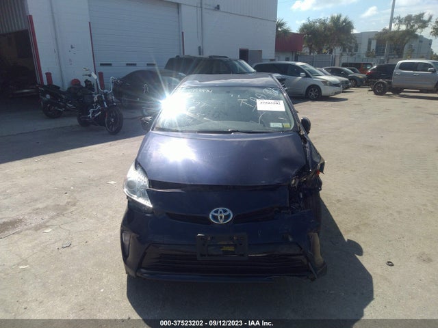 Toyota Prius Three