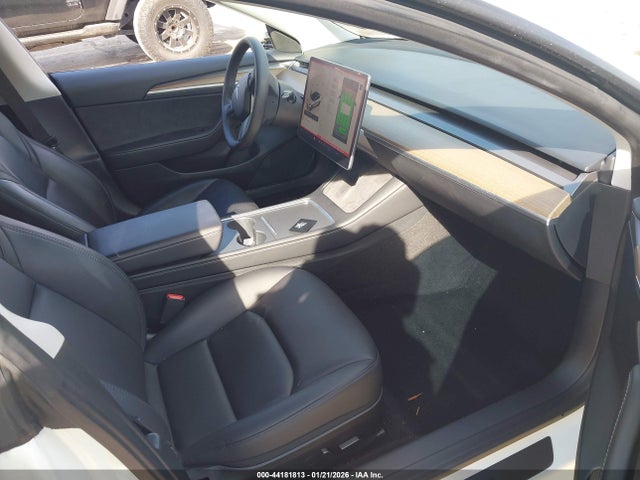 Tesla Model 3 Rear-wheel Drive