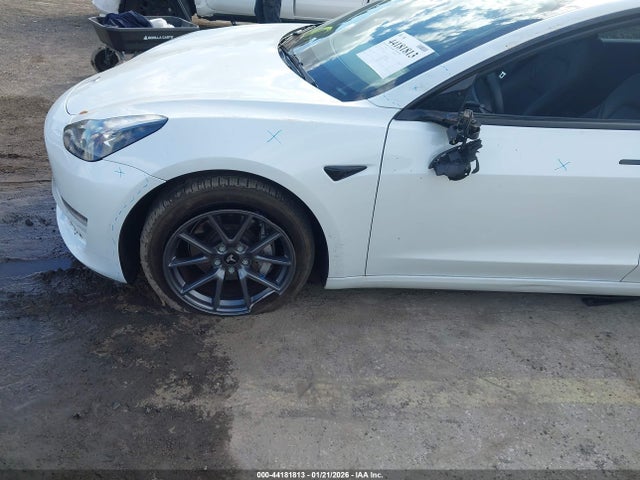 Tesla Model 3 Rear-wheel Drive
